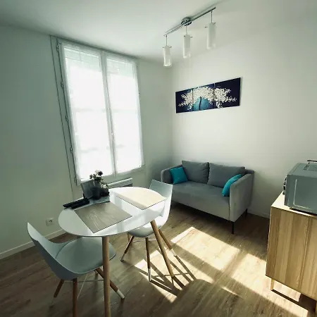Apartamento Bel Immeuble Renove Dans Le Coeur Historique *