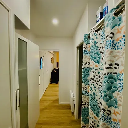 Apartamento Bel Immeuble Renove Dans Le Coeur Historique *