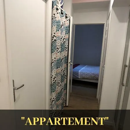 Bel Immeuble Renove Dans Le Coeur Historique Apartamento *