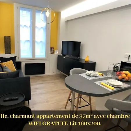 Apartamento Bel Immeuble Renove Dans Le Coeur Historique *