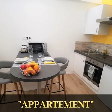 Apartamento Bel Immeuble Renove Dans Le Coeur Historique